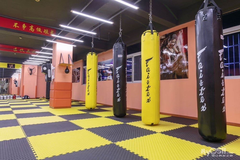 镇江武术零基础散打,格斗,自由搏击,截拳道,防身术!李小龙武馆