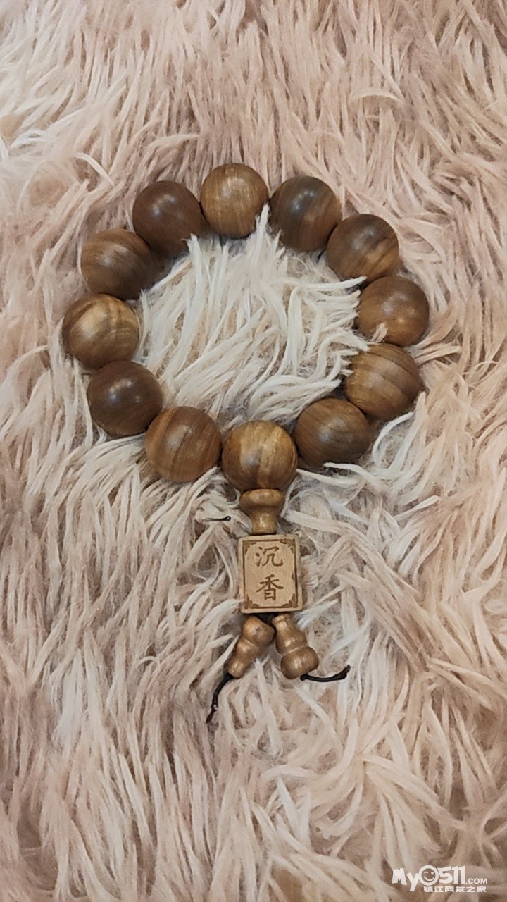 转让奶香,沉香手串.
