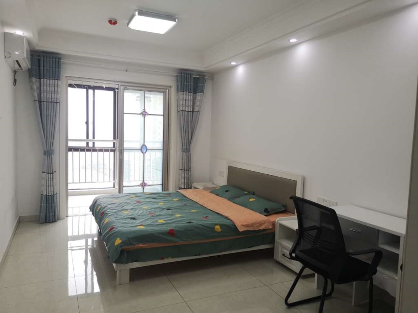 京口区 香江爱情公寓精装修 干净舒适可拎包入住 交通便利 一室一厅