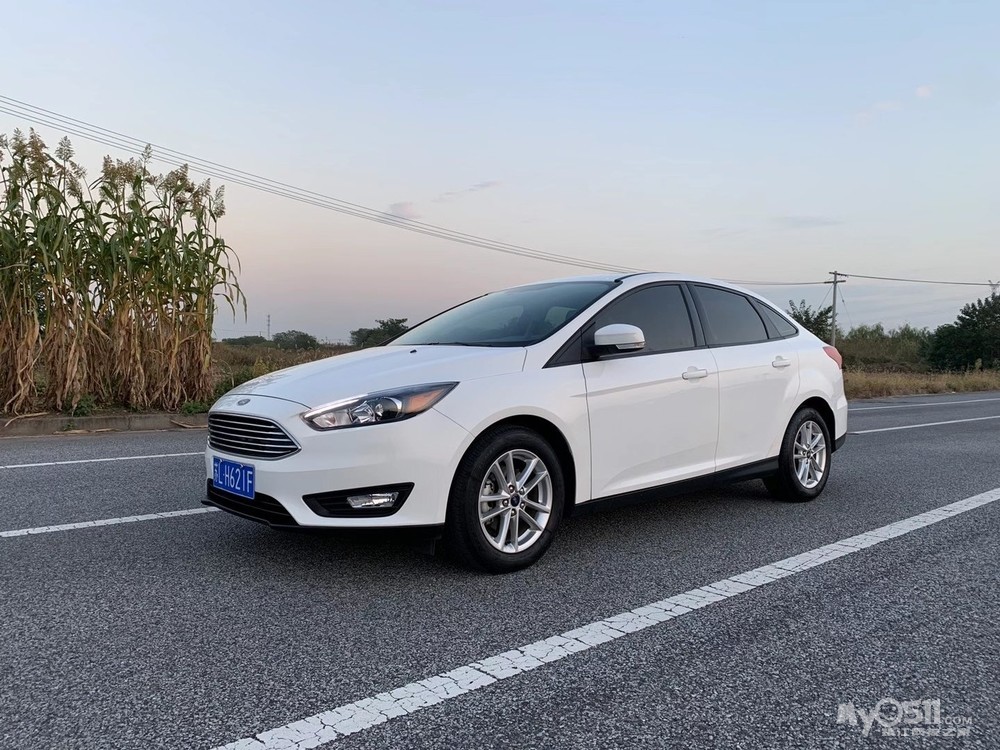 18年福克斯1.6自动挡首付8888开回家