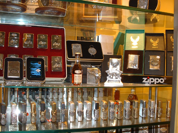 zippo打火机(专业维修)瑞士军刀烟具-名表专柜验货专柜验货 全国联保
